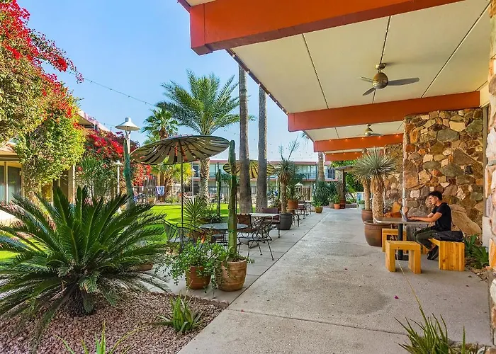 Western Papago & 3* Scottsdale
