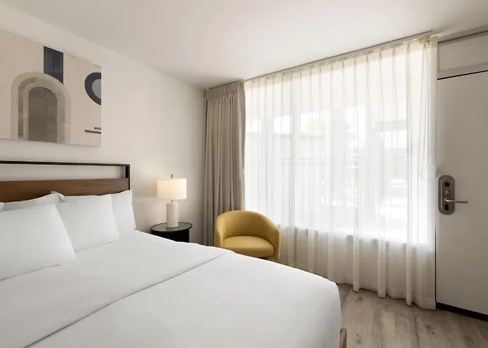 Western Papago & Hotel 3*