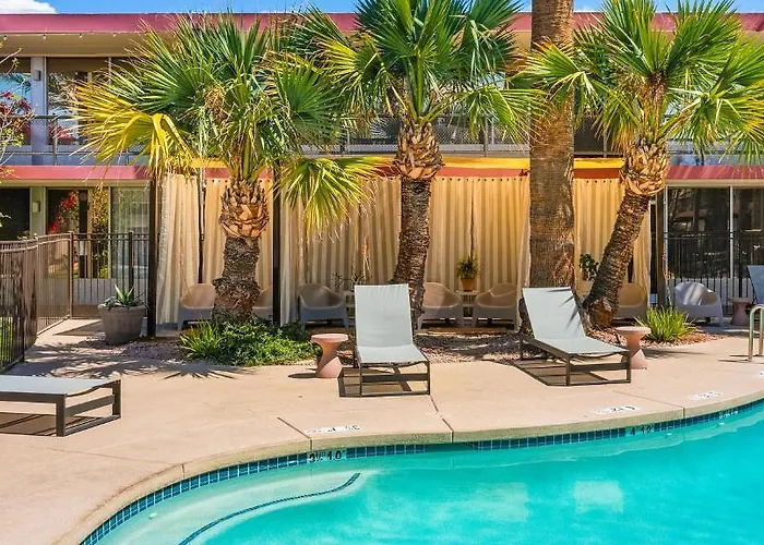 Western Papago & 3* Scottsdale