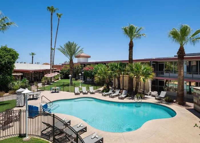Western Papago & Scottsdale