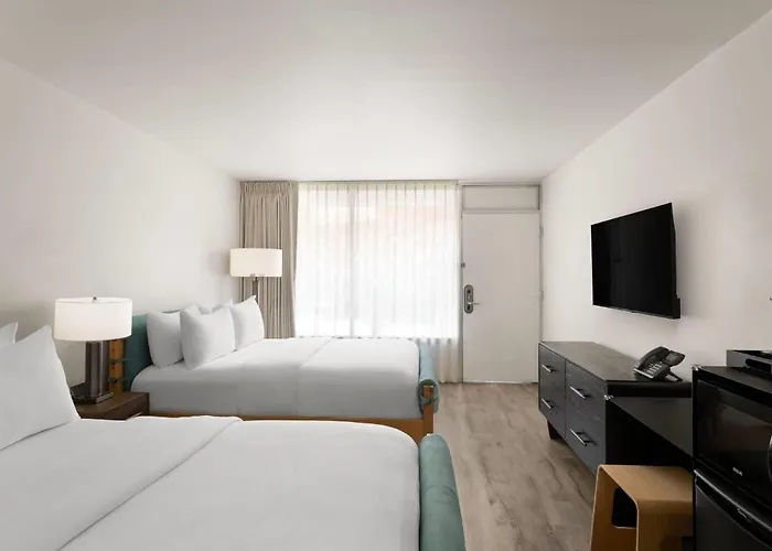Western Papago & Hotel Scottsdale