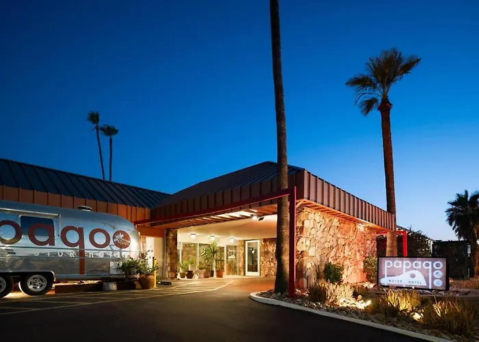 Western Papago & Hotel